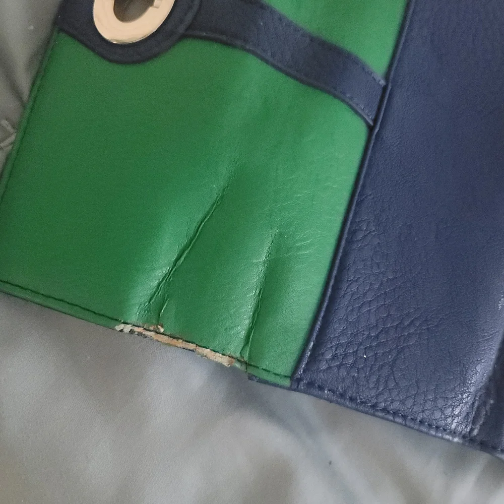 Wallet - Picture 2 of 6
